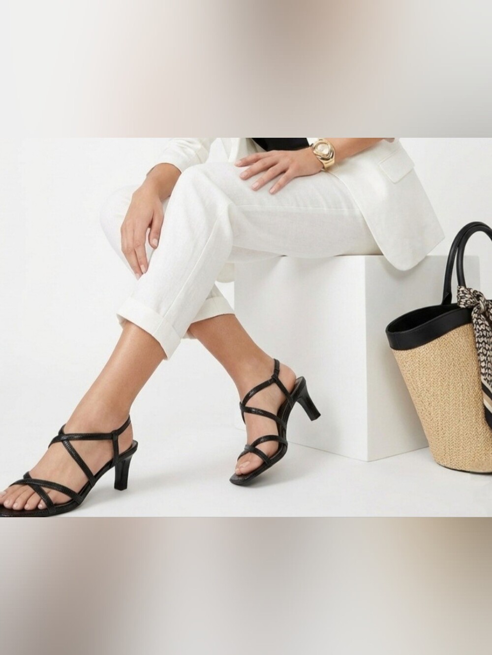 Bandolino Black Strappy Sandals